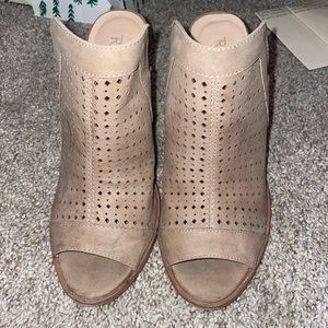 Tan suede like chunky heel